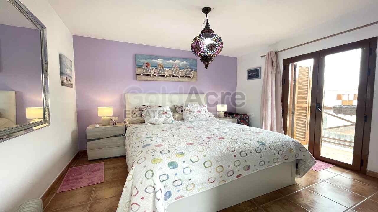 3 soveværelse Lejlighed til salg i La Oliva med swimmingpool - € 269.000 (Ref: 9615186)