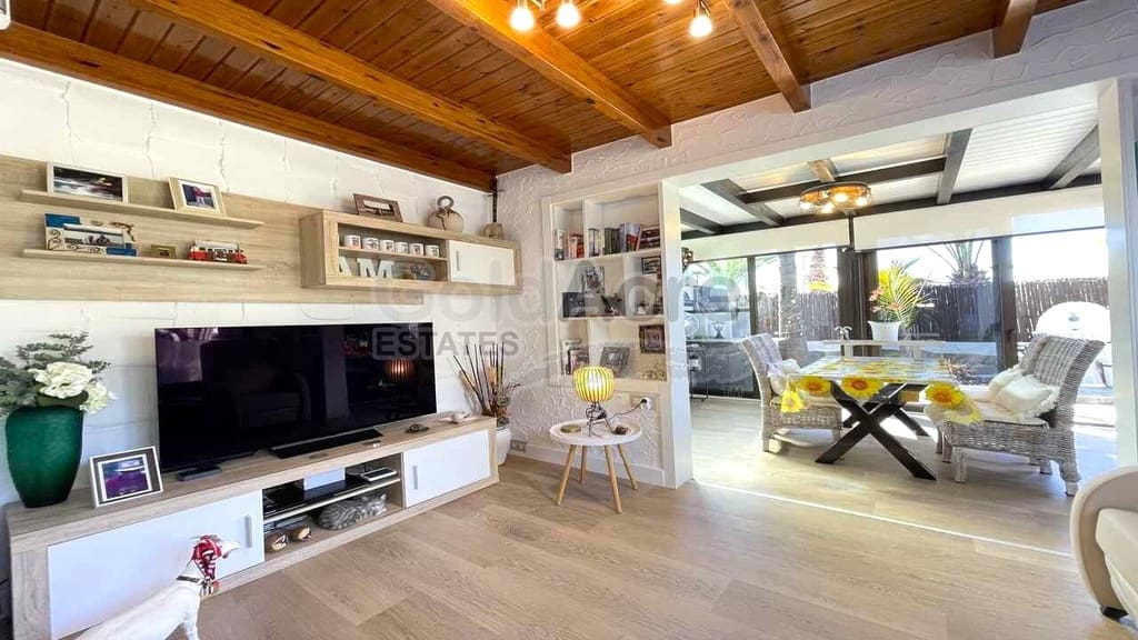 2 soveværelse Lejlighed til salg i Parque Holandes med swimmingpool - € 269.000 (Ref: 9618860)