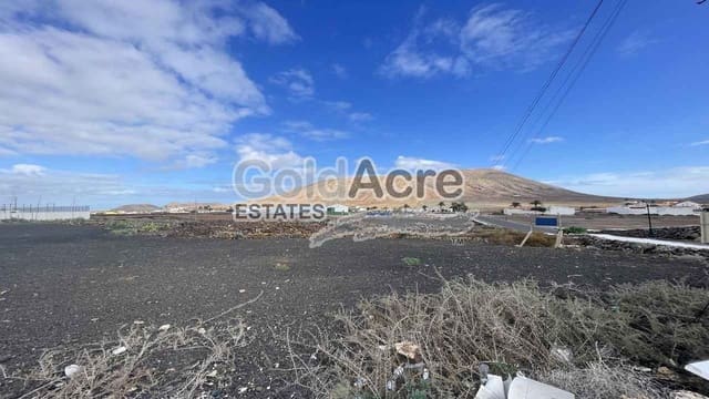 Terreno Não Urbanizado para venda em Villaverde, La Oliva - 1 500 000 € (Ref: 9730164)