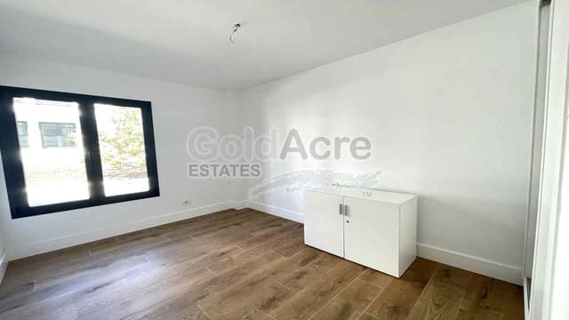 3 soveværelse Lejlighed til salg i Corralejo, La Oliva med swimmingpool - € 305.000 (Ref: 9730165)