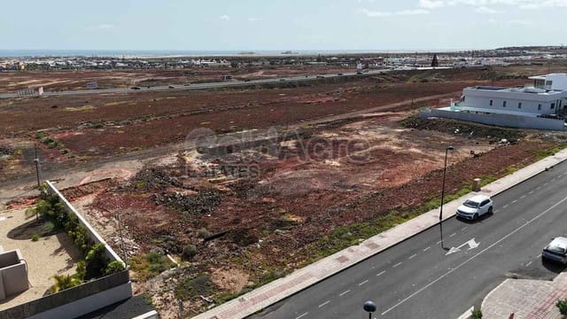 Terre non Aménagée à vendre à Corralejo, La Oliva - 249 000 € (Ref: 9730166)