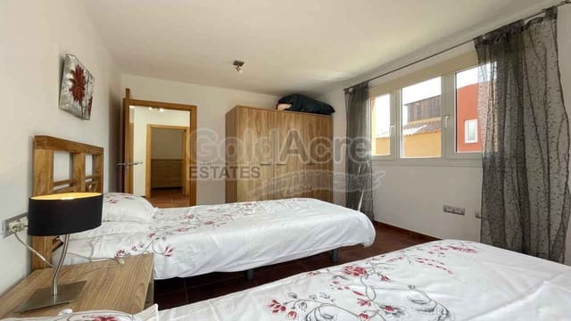 3 Zimmer Villa zu verkaufen in Corralejo, La Oliva mit Pool - 469.000 € (Ref: 9730168)