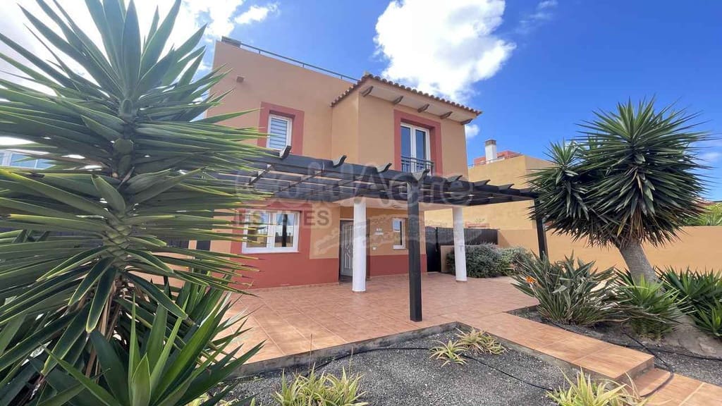 3 camera da letto Villa in vendita in Corralejo con piscina garage - 469.000 € (Rif: 9730168)