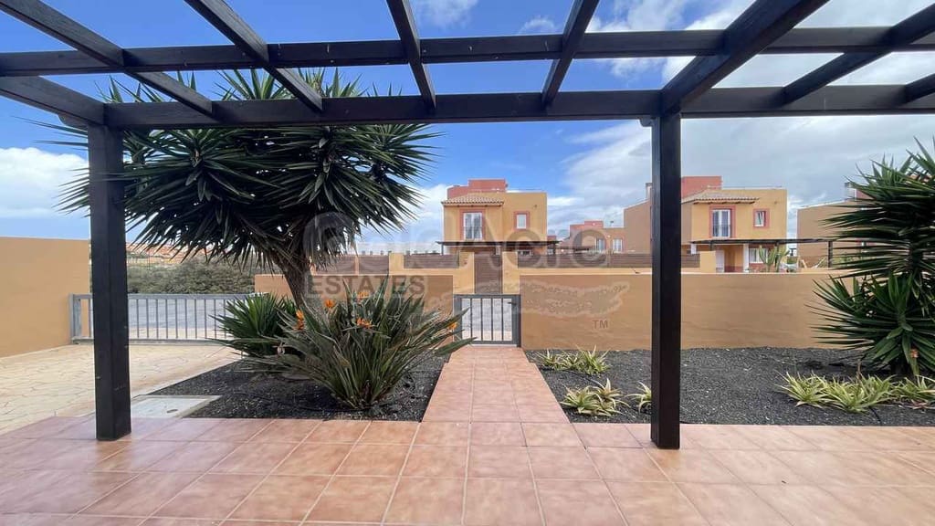 3 camera da letto Villa in vendita in Corralejo con piscina garage - 469.000 € (Rif: 9730168)