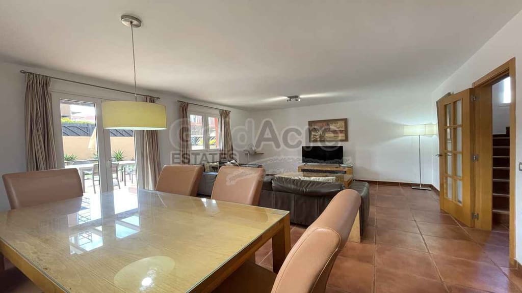 3 camera da letto Villa in vendita in Corralejo con piscina garage - 469.000 € (Rif: 9730168)