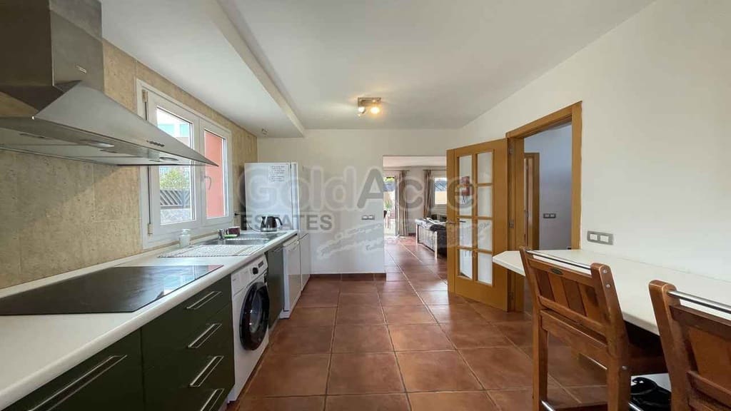 3 camera da letto Villa in vendita in Corralejo con piscina garage - 469.000 € (Rif: 9730168)