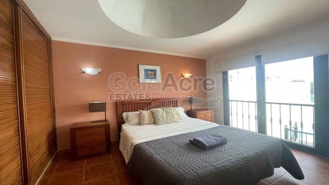 3 soveværelse Villa til salg i Corralejo, La Oliva med swimmingpool - € 470.000 (Ref: 9730416)