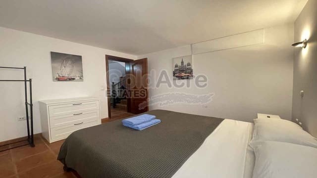 3 soveværelse Villa til salg i Corralejo, La Oliva med swimmingpool garage - € 460.000 (Ref: 9730416)