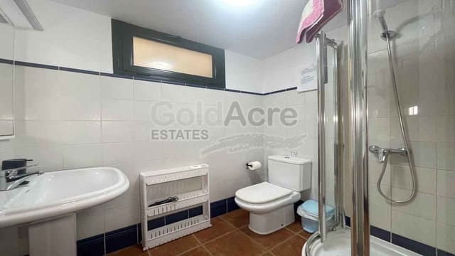 3 soveværelse Villa til salg i Corralejo, La Oliva med swimmingpool garage - € 460.000 (Ref: 9730416)