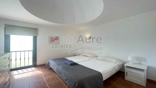 3 soveværelse Villa til salg i Corralejo, La Oliva med swimmingpool garage - € 460.000 (Ref: 9730416)