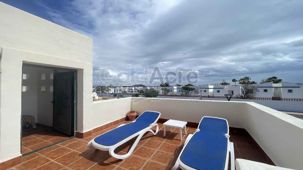 3 soveværelse Villa til salg i Corralejo med swimmingpool garage - € 420.000 (Ref: 9730416)