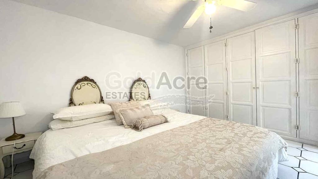 3 quarto Moradia para venda em Parque Holandes com garagem - 625 000 € (Ref: 9730417)