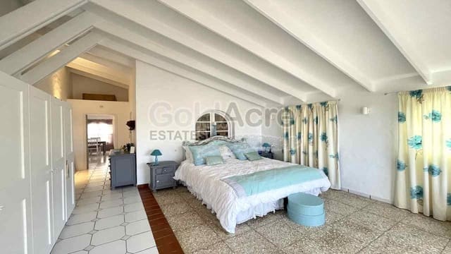 3 bedroom Villa for sale in Parque Holandés, La Oliva with garage - € 625,000 (Ref: 9730417)
