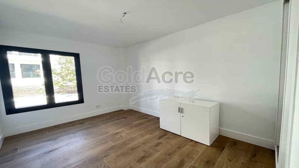 2 bedroom Apartment for sale in Corralejo with pool - € 249,000 (Ref: 9731551)