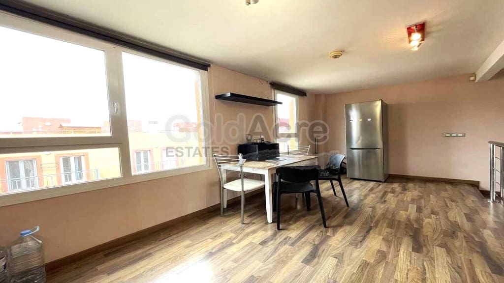 Apartment for sale in Corralejo with pool - € 159,000 (Ref: 9731552)
