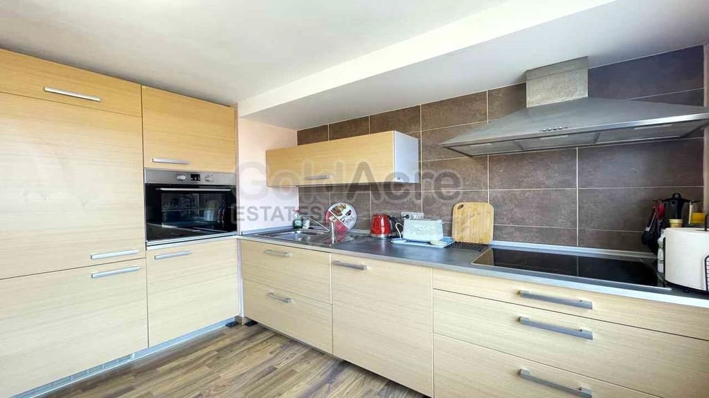Apartment for sale in Corralejo with pool - € 159,000 (Ref: 9731552)