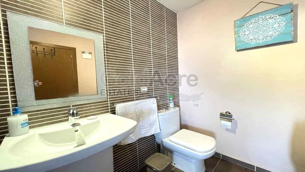 Apartment for sale in Corralejo with pool - € 159,000 (Ref: 9731552)