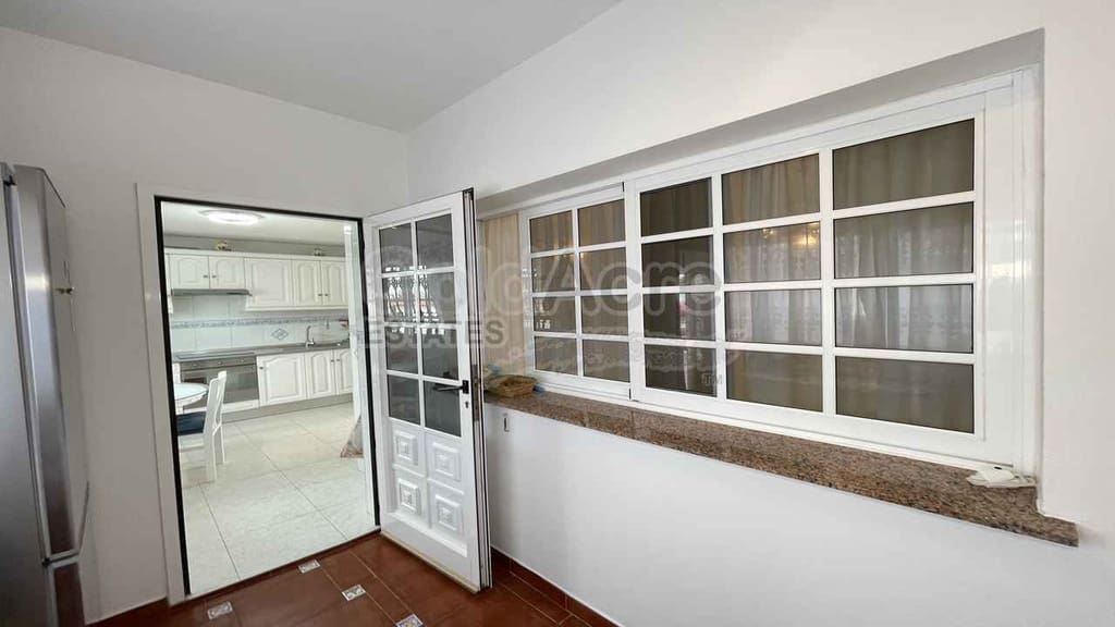 Chalet de 3 habitaciones en Corralejo en venta con piscina garaje - 849.000 € (Ref: 9733372)