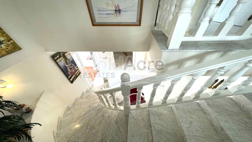 Chalet de 3 habitaciones en Corralejo en venta con piscina garaje - 849.000 € (Ref: 9733372)