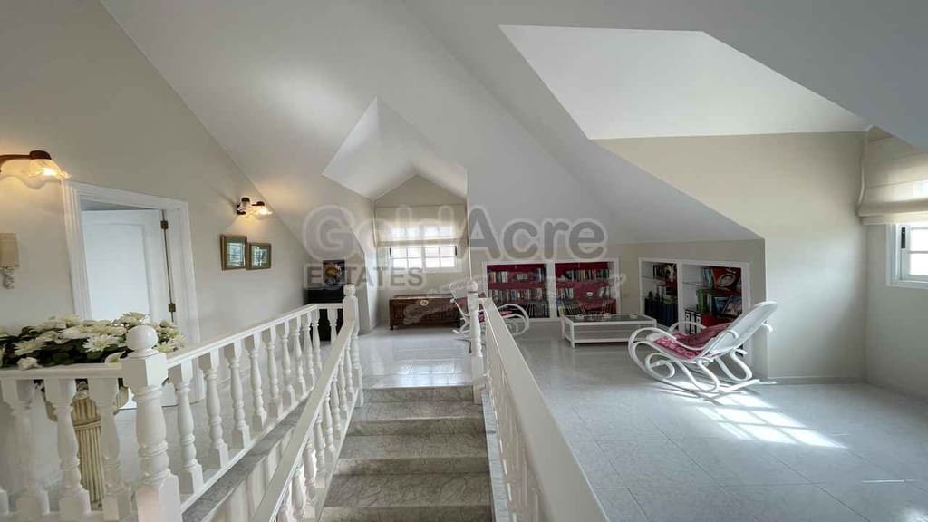 Chalet de 3 habitaciones en Corralejo en venta con piscina garaje - 849.000 € (Ref: 9733372)