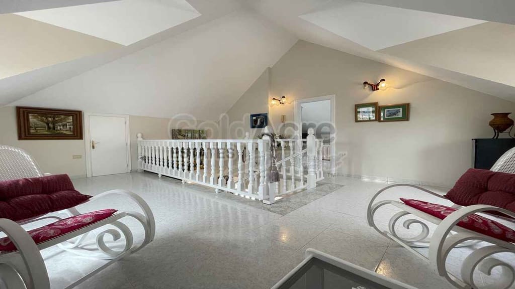 Chalet de 3 habitaciones en Corralejo en venta con piscina garaje - 849.000 € (Ref: 9733372)