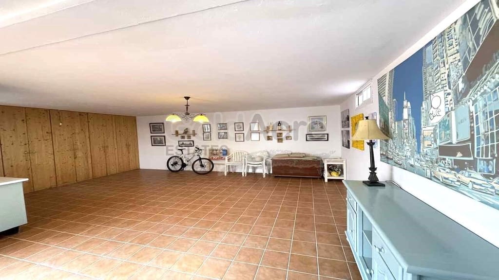 Chalet de 3 habitaciones en Corralejo en venta con piscina garaje - 849.000 € (Ref: 9733372)