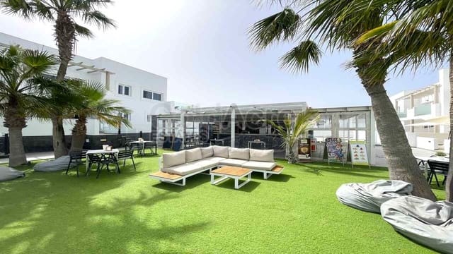 1 soveværelse Lejlighed til salg i Corralejo, La Oliva med swimmingpool - € 229.000 (Ref: 9737966)