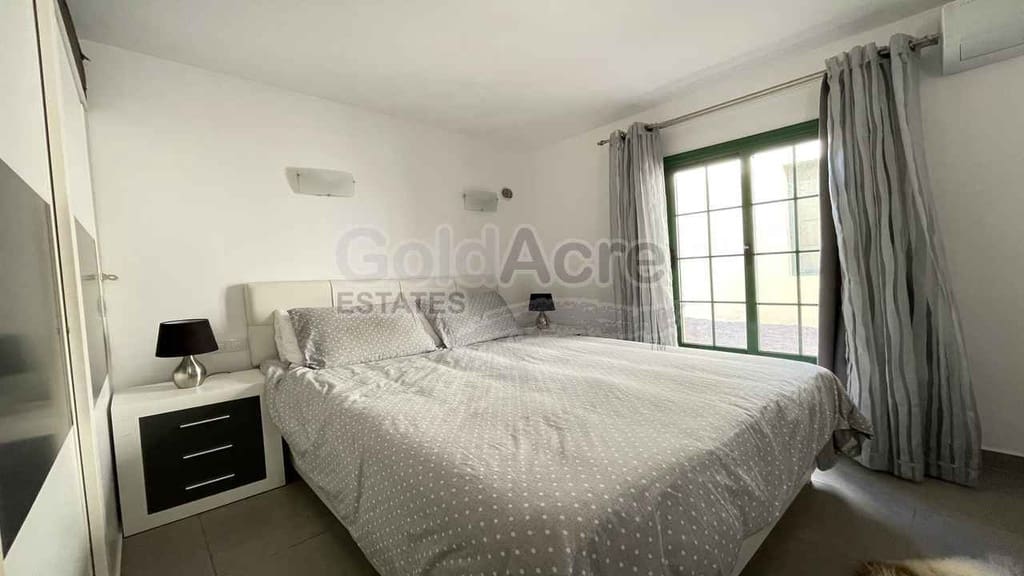 1 bedroom Apartment for sale in Costa de Antigua with pool - € 149,000 (Ref: 9737967)