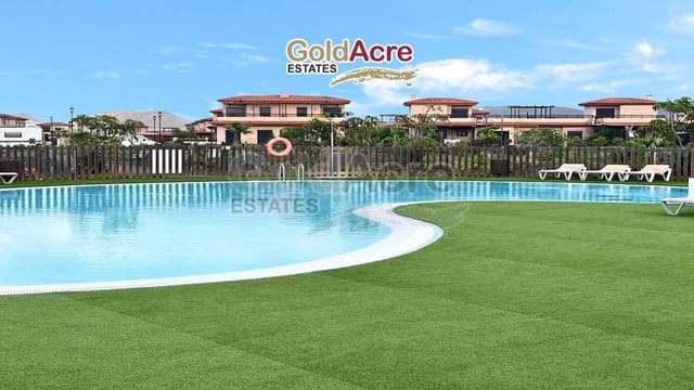 2 soveværelse Villa til salg i Majanicho, La Oliva med swimmingpool - € 289.000 (Ref: 9737971)