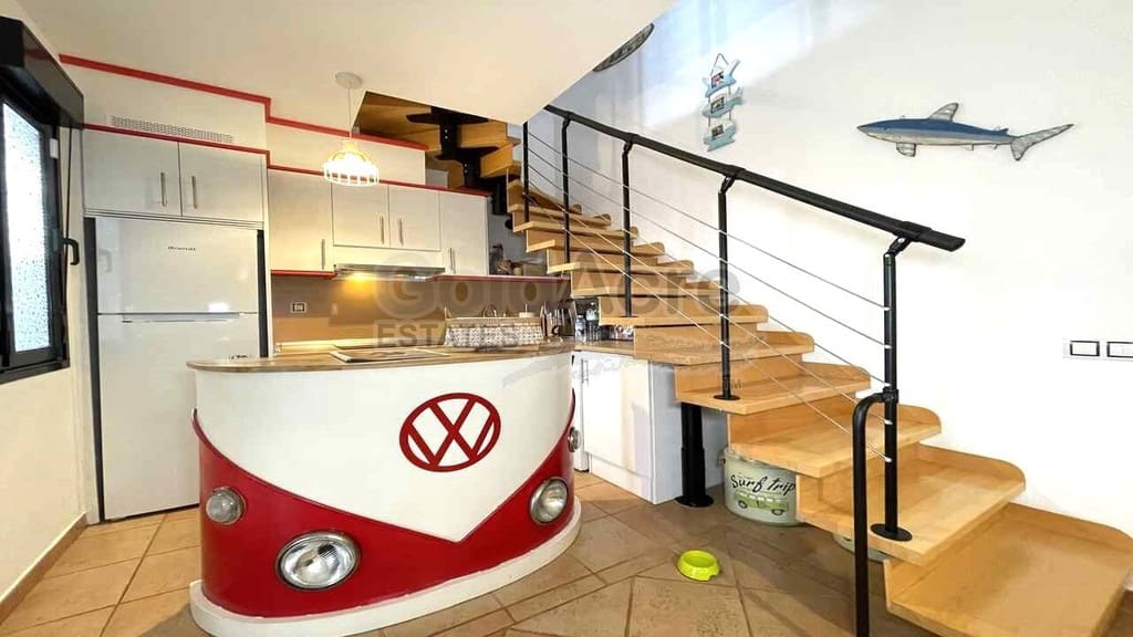2 quarto Moradia para venda em Majanicho com piscina - 289 000 € (Ref: 9737971)