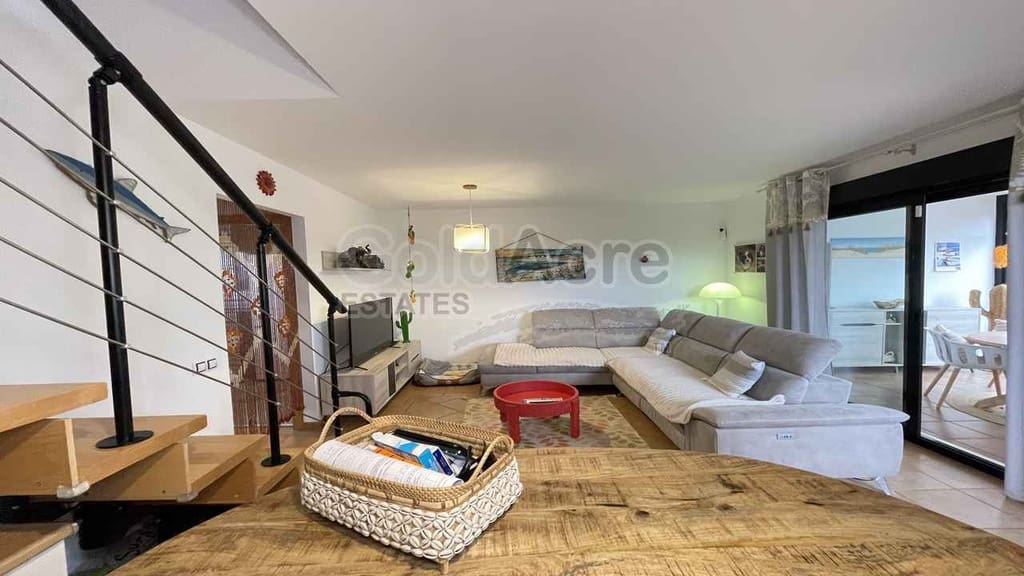 2 quarto Moradia para venda em Majanicho com piscina - 289 000 € (Ref: 9737971)
