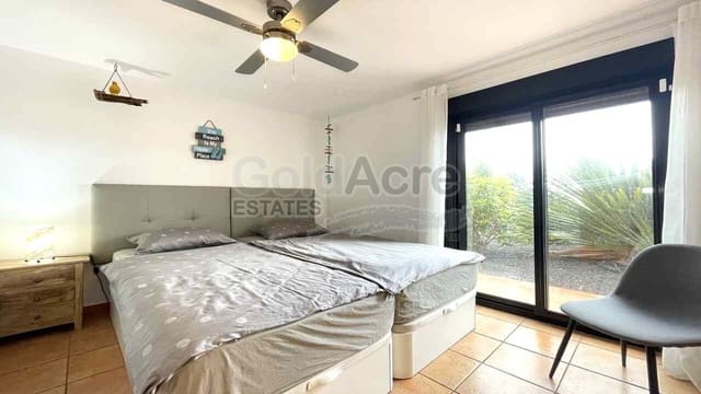 2 soveværelse Villa til salg i Majanicho, La Oliva med swimmingpool - € 289.000 (Ref: 9737971)