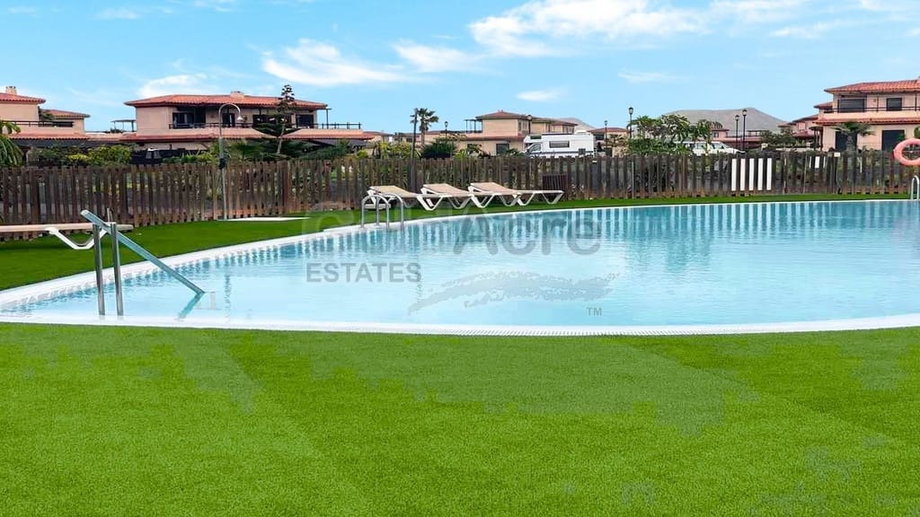 2 quarto Moradia para venda em Majanicho com piscina - 289 000 € (Ref: 9737971)