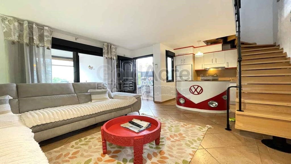 2 quarto Moradia para venda em Majanicho com piscina - 289 000 € (Ref: 9737971)