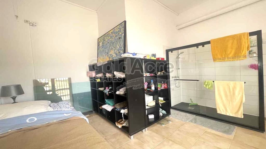 Erhverv til salg i Parque Holandes - € 80.000 (Ref: 9755122)