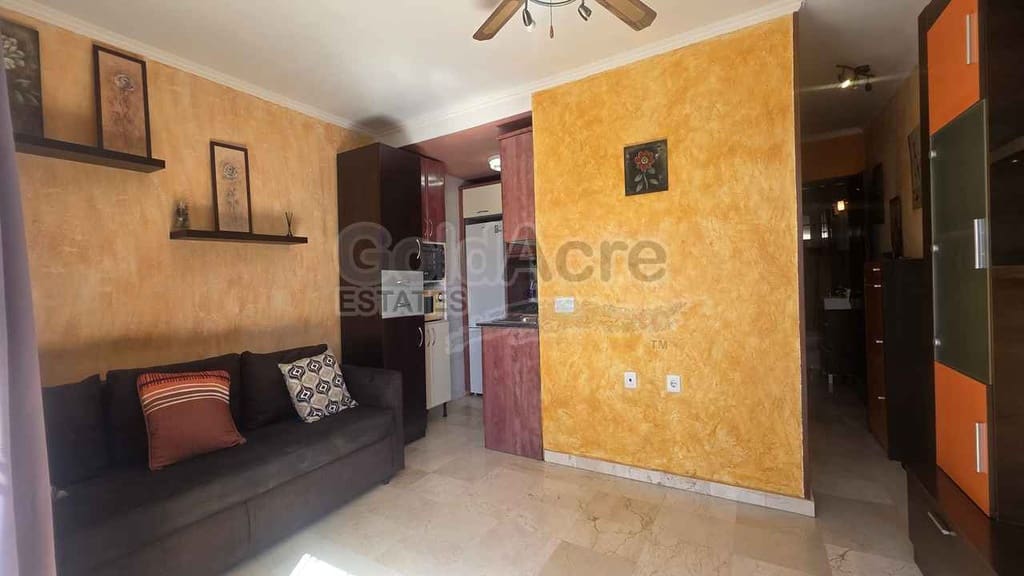 1 bedroom Apartment for sale in Caleta de Fuste with pool garage - € 149,500 (Ref: 9790030)