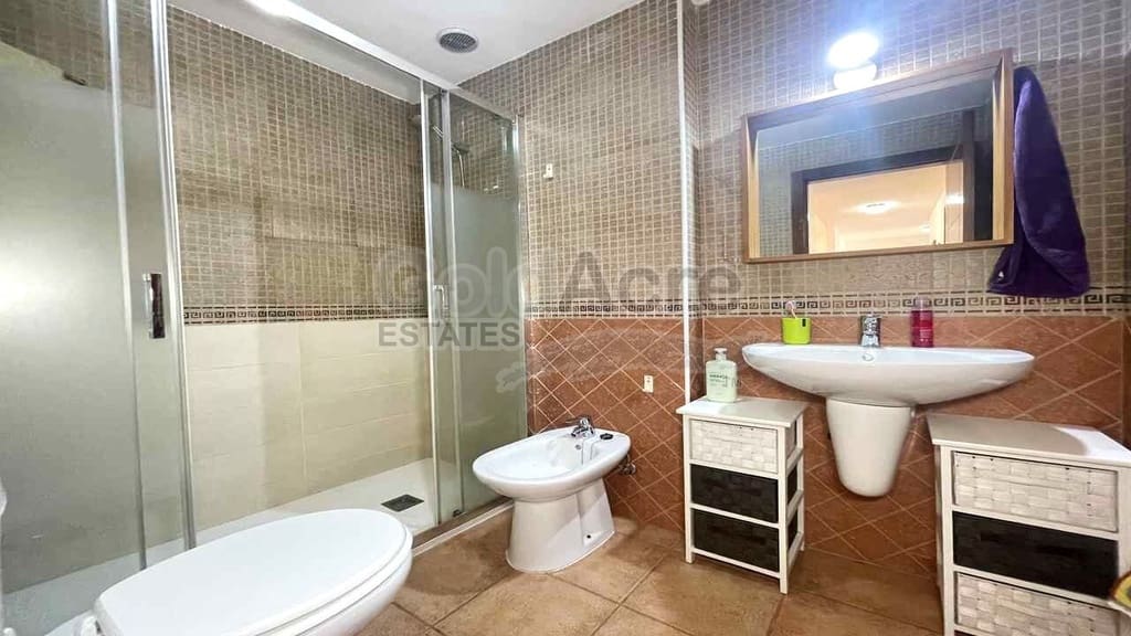 2 sovrum Lägenhet till salu i Corralejo med pool - 249 000 € (Ref: 9790031)