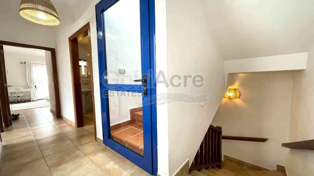 2 sovrum Villa till salu i La Oliva med pool - 225 000 € (Ref: 9807509)