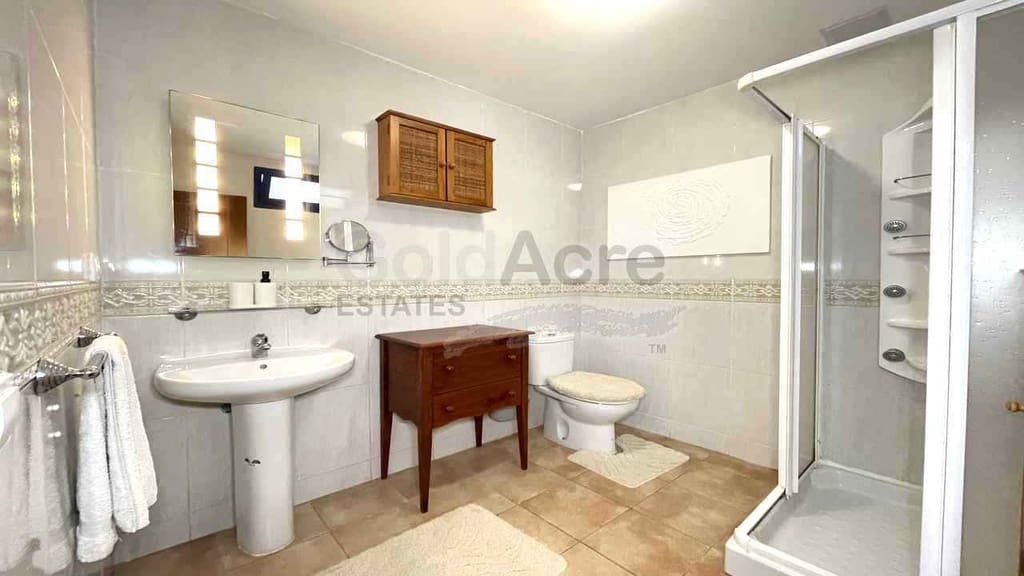 2 sovrum Villa till salu i La Oliva med pool - 225 000 € (Ref: 9807509)