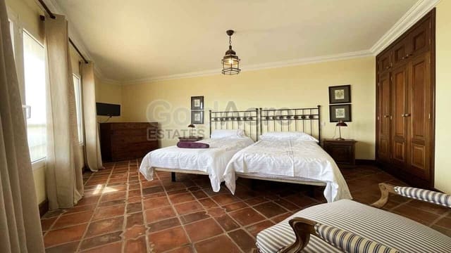 4 chambre Appartement à vendre à Corralejo, La Oliva - 875 000 € (Ref: 9807510)