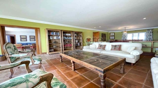 4 soveværelse Lejlighed til salg i Corralejo, La Oliva - € 875.000 (Ref: 9807510)