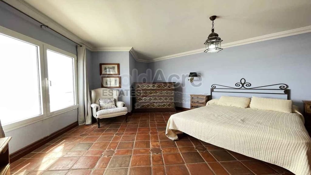 4 bedroom Apartment for sale in Corralejo - € 875,000 (Ref: 9807510)