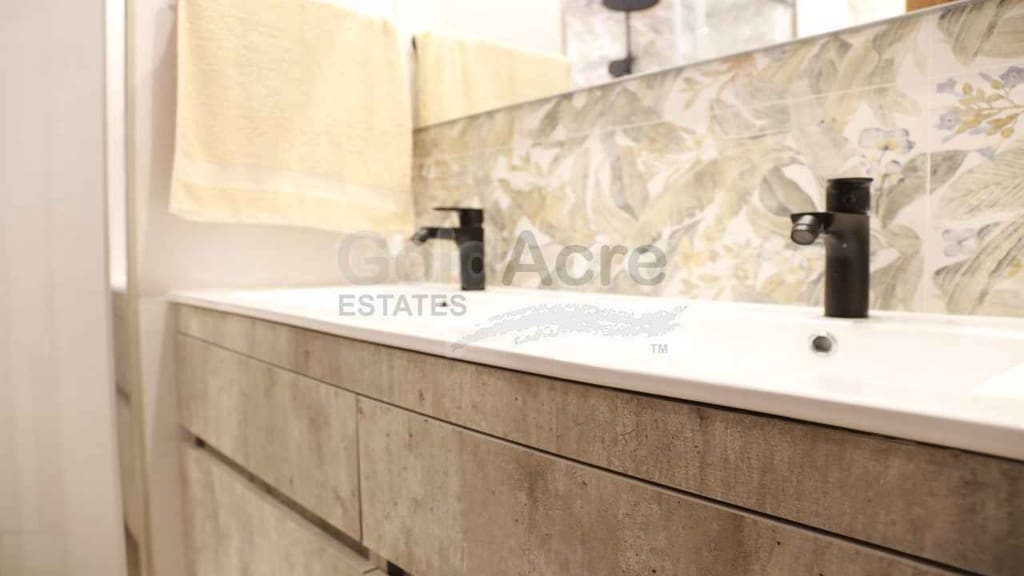 2 bedroom Apartment for sale in Corralejo with pool - € 295,000 (Ref: 9830493)