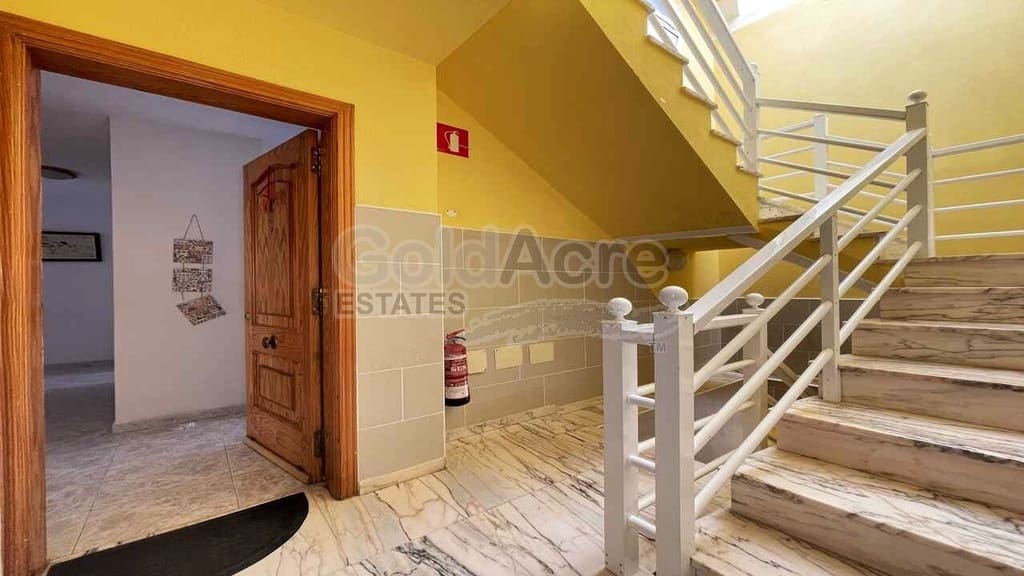 4 soveværelse Lejlighed til salg i Corralejo - € 298.000 (Ref: 9841985)