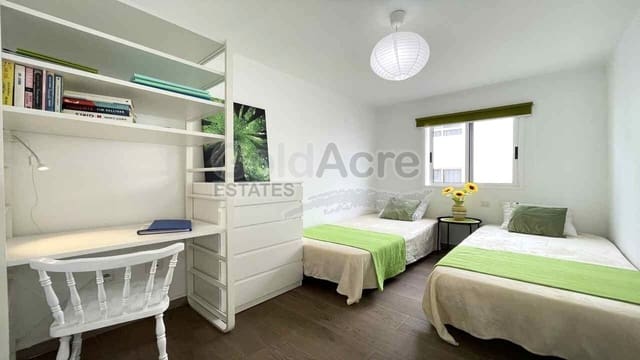 3 soveværelse Lejlighed til salg i Corralejo, La Oliva - € 249.000 (Ref: 9848900)