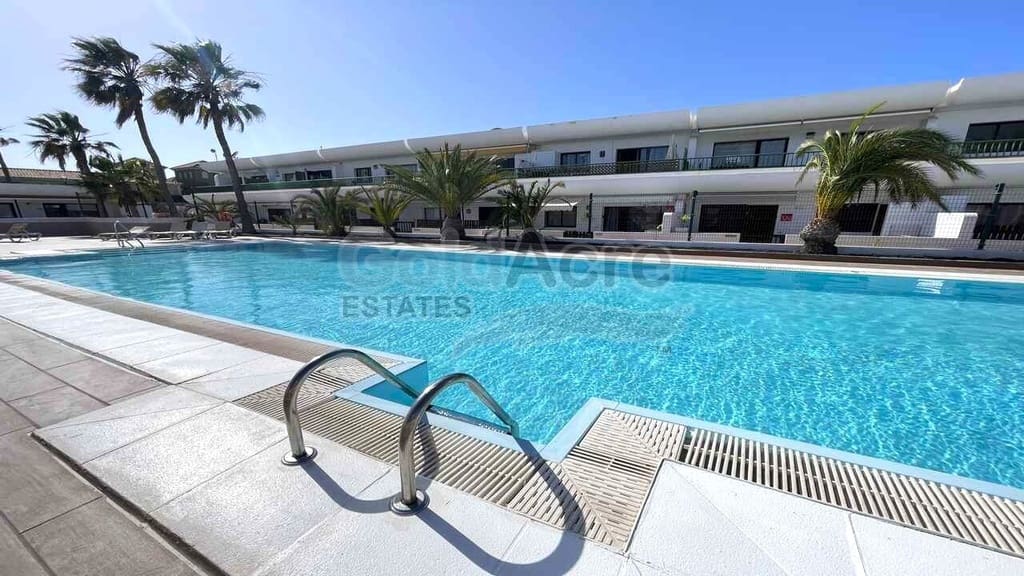 1 bedroom Apartment for sale in Corralejo with pool - € 187,000 (Ref: 9850789)