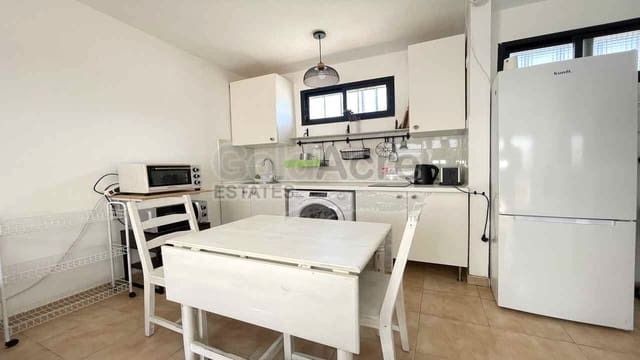 Apartamento de 1 habitación en Corralejo, La Oliva en venta con piscina - 187.000 € (Ref: 9850789)