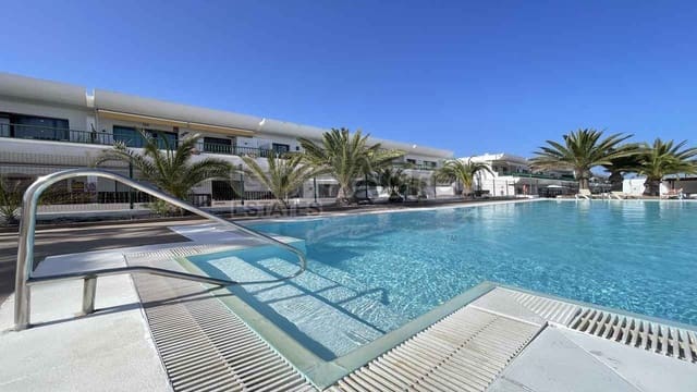 Apartamento de 1 habitación en Corralejo, La Oliva en venta con piscina - 187.000 € (Ref: 9850789)