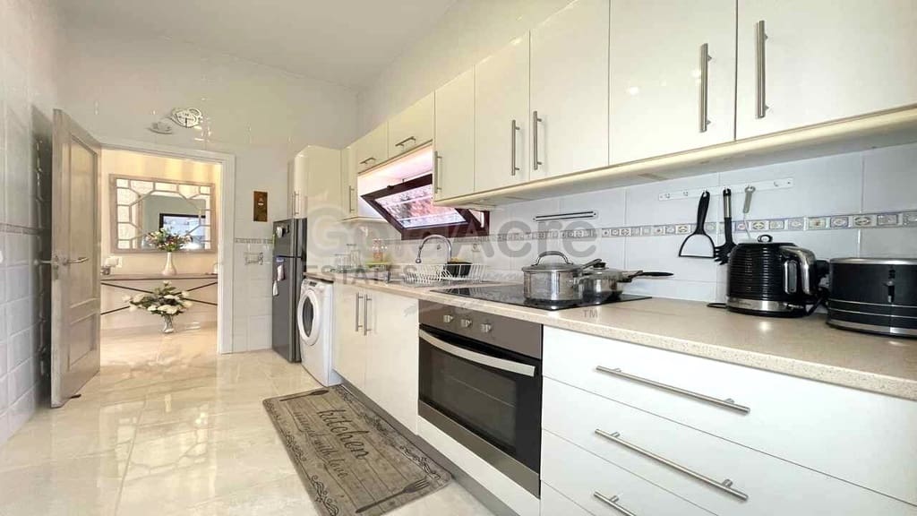 1 bedroom Villa for sale in La Oliva - € 245,000 (Ref: 9861395)