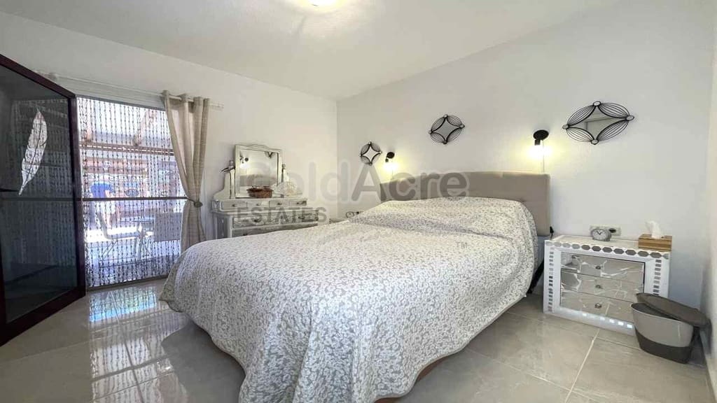 1 bedroom Villa for sale in La Oliva - € 245,000 (Ref: 9861395)